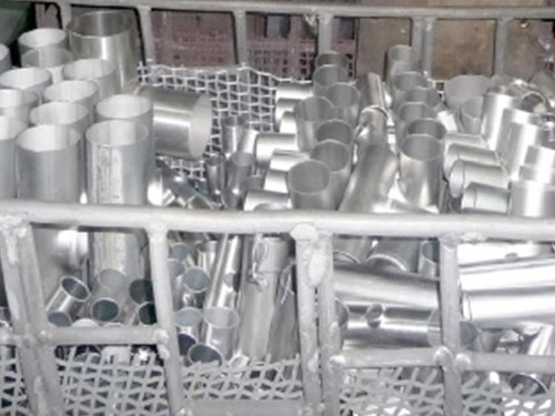 狹小空間作業(yè)